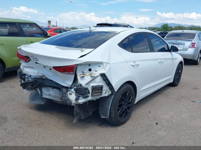 Hyundai ELANTRA SE 2017 5NPD84LF5HH047556 Image 4