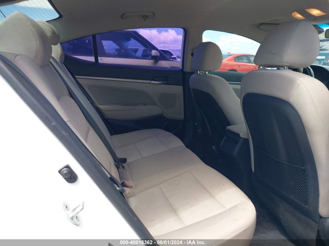 Hyundai ELANTRA SE 2017 5NPD84LF5HH047556 Image 8