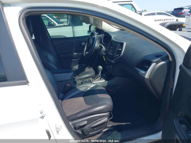 1C4PJMBB0EW204755 Jeep Cherokee Trailhawk