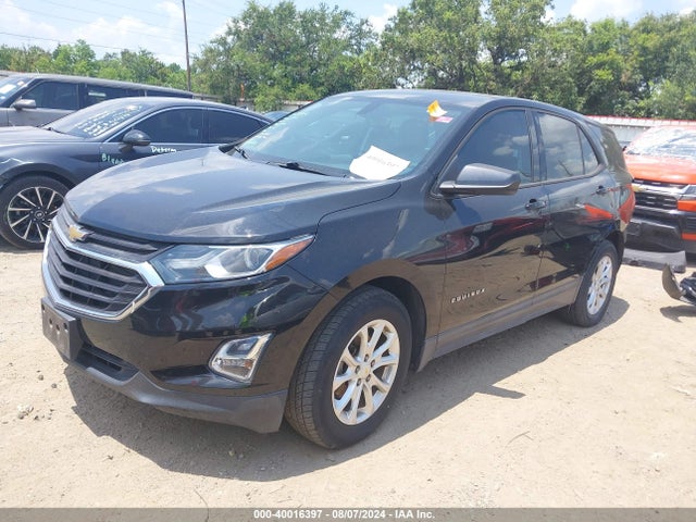 Chevrolet EQUINOX LS 2018 2GNAXHEV0J6204087 Image 2