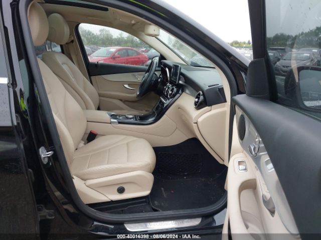 WDC0G4KB9HF154694 Mercedes-Benz Glc 300 4matic