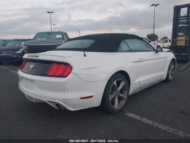 Ford Mustang V6 2017 1FATP8EM3H5210454 Image 4