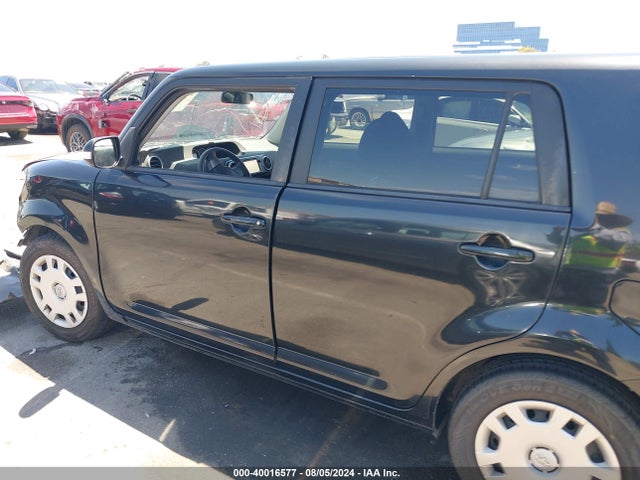 Scion XB 2015 JTLZE4FE2FJ081304 Image 14