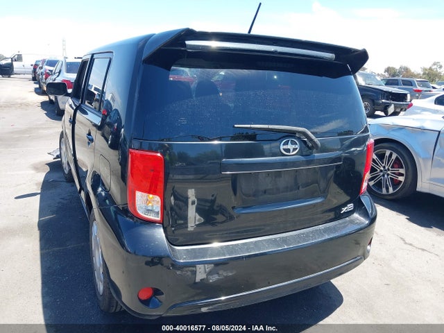 Scion XB 2015 JTLZE4FE2FJ081304 Image 16