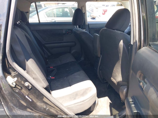 JTLZE4FE2FJ081304 Scion XB