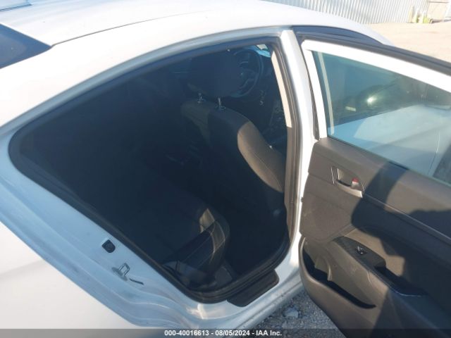 5NPD84LF3JH258843 Hyundai ELANTRA SEL