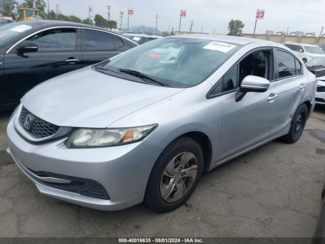 2HGFB2F52FH518569 Honda Civic Lx