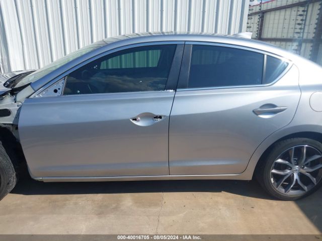 19UDE2F76LA005318 Acura Ilx Premium Package/technology Package