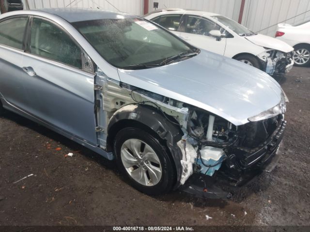 KMHEC4A4XEA117880 Hyundai SONATA HYBRID