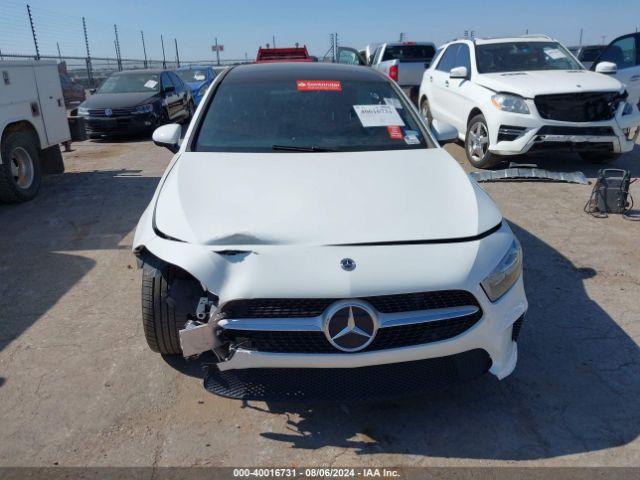 W1K3G4EB4NJ366397 Mercedes-Benz A 220