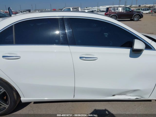 W1K3G4EB4NJ366397 Mercedes-Benz A 220