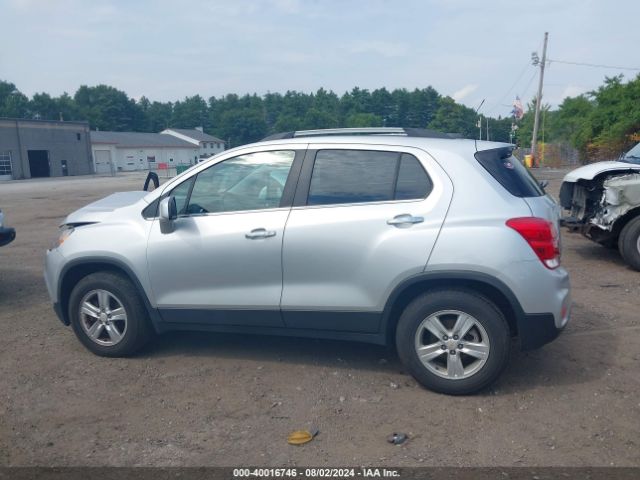 KL7CJPSB3KB834592 Chevrolet Trax Lt