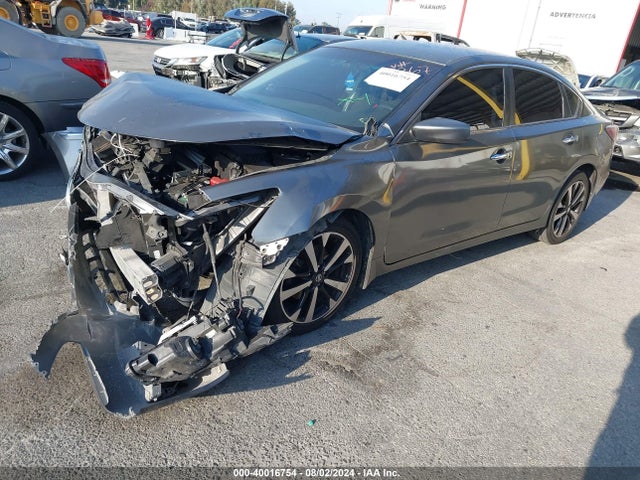 Nissan Altima 2.5 S 2014 1N4AL3AP1EN220367 Image 2