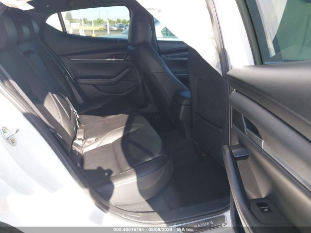JM1BPAKL6N1518908 Mazda Mazda3 Select