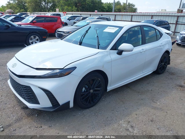 Toyota CAMRY SE 2025 4T1DAACK5SU508943 Image 2