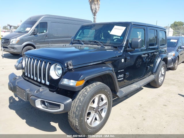 1C4HJXEN5LW235136 Jeep Wrangler Unlimited Sahara 4x4
