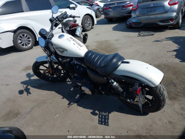 2018 HARLEY-DAVIDSON XL883 1HD4LE234JC412949 Photo 2