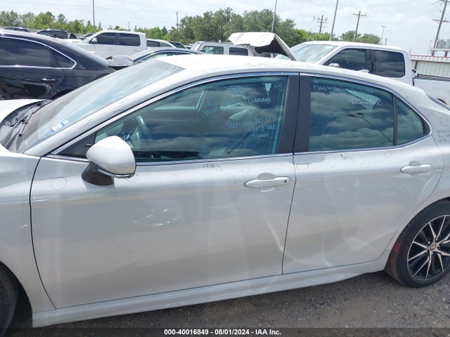 Toyota CAMRY SE 2022 4T1G11AK5NU047618 Image 14