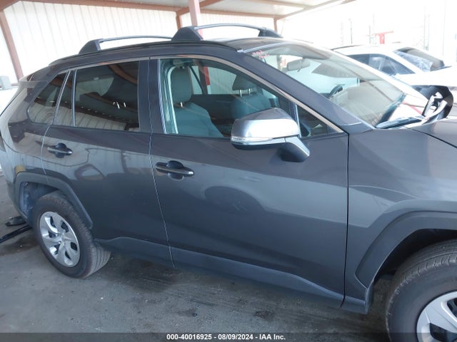 Toyota RAV4 LE 2021 2T3K1RFV3MW154751 Image 14