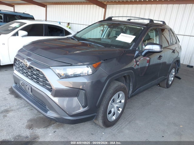 Toyota RAV4 LE 2021 2T3K1RFV3MW154751 Image 2