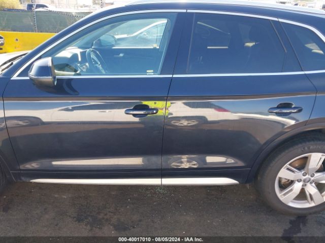 WA1BNAFY4J2052972 Audi Q5 2.0t Premium/2.0t Tech Premium
