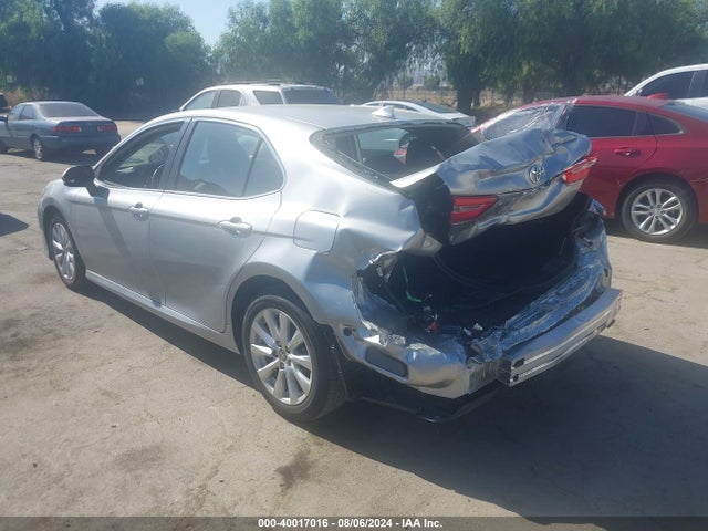Toyota CAMRY LE 2020 4T1C11AK1LU996594 Image 3