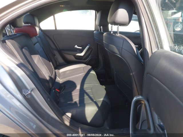WDD3G4EB7KW020486 Mercedes-Benz A 220