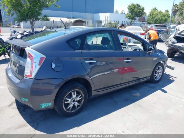 JTDKN3DP0E3057694 Toyota Prius Plug-in Advanced
