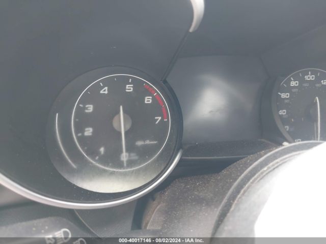 ZARFAECN4H7552055 Alfa Romeo Giulia Ti Rwd