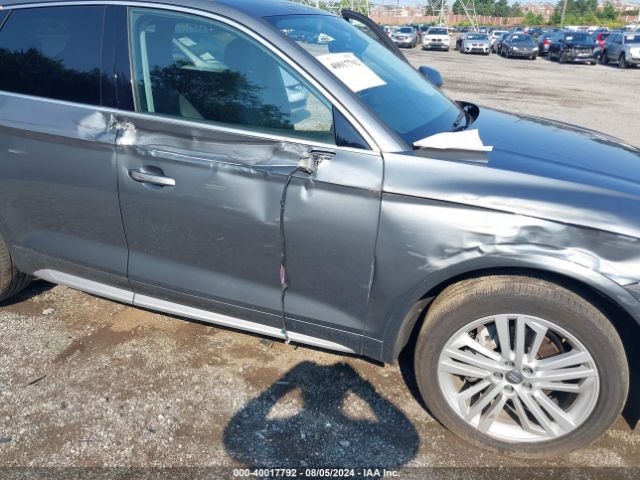 WA1BNAFY6J2246497 Audi Q5 2.0t Premium/2.0t Tech Premium