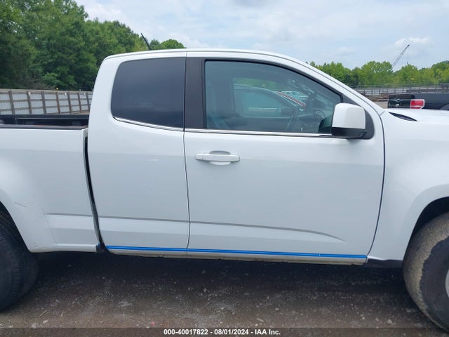 Chevrolet Colorado Wt 2018 1GCHSBEAXJ1307181 Image 13