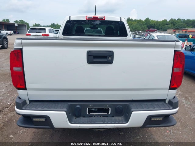 Chevrolet Colorado Wt 2018 1GCHSBEAXJ1307181 Image 16