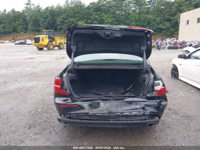 7JR102FK0KG014520 Volvo S60 T5 Momentum