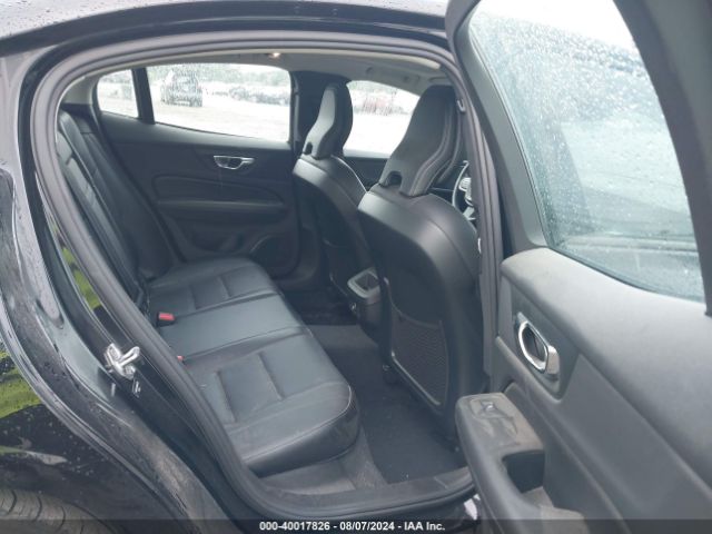 7JR102FK0KG014520 Volvo S60 T5 Momentum