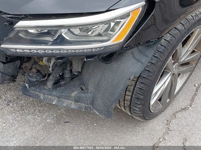 1VWAA7A32JC035140 Volkswagen Passat 2.0t R-line/2.0t S