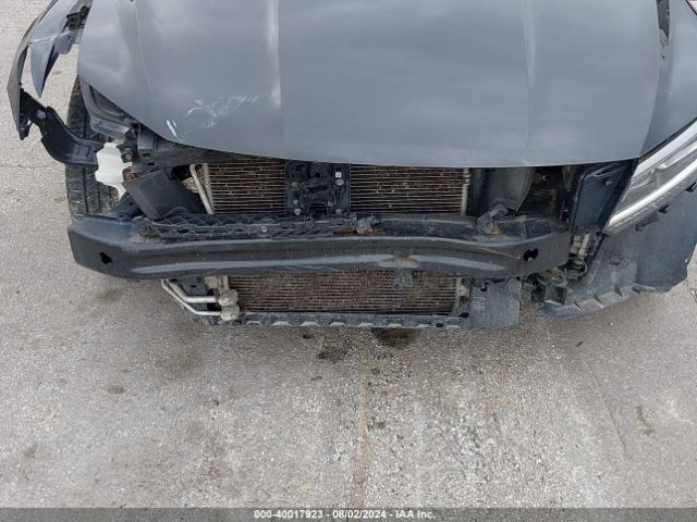 1VWAA7A32JC035140 Volkswagen Passat 2.0t R-line/2.0t S
