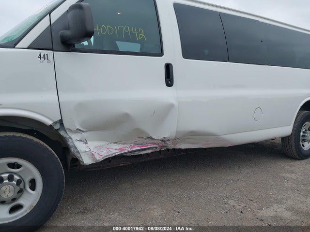 Chevrolet Express 3500 Lt 2015 1GBZG1FF4F1202593 Image 6