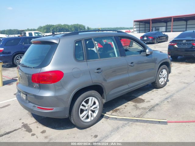 WVGBV7AX7HK019977 Volkswagen Tiguan 2.0t/2.0t S