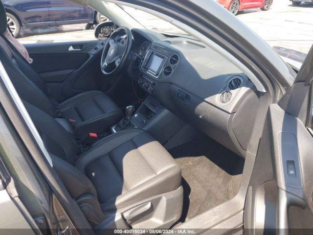 WVGBV7AX7HK019977 Volkswagen Tiguan 2.0t/2.0t S