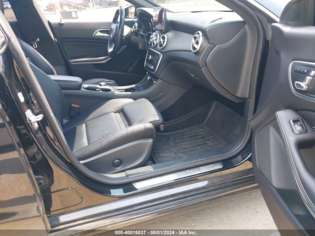 WDDSJ4GB4JN656958 Mercedes-Benz CLA 250 4MATIC