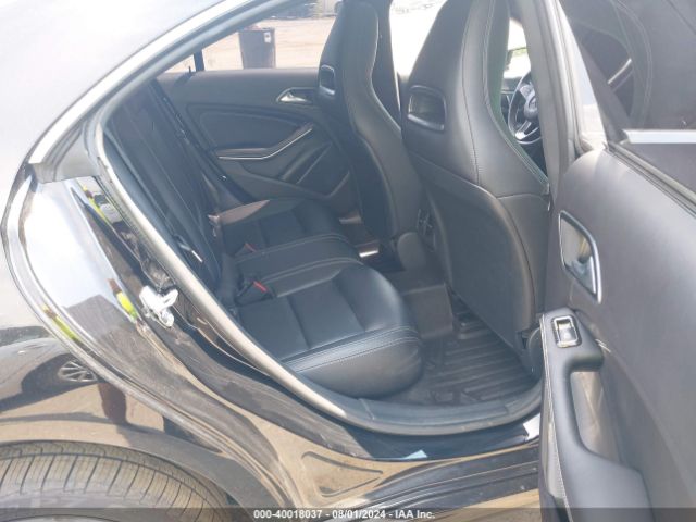 WDDSJ4GB4JN656958 Mercedes-Benz CLA 250 4MATIC
