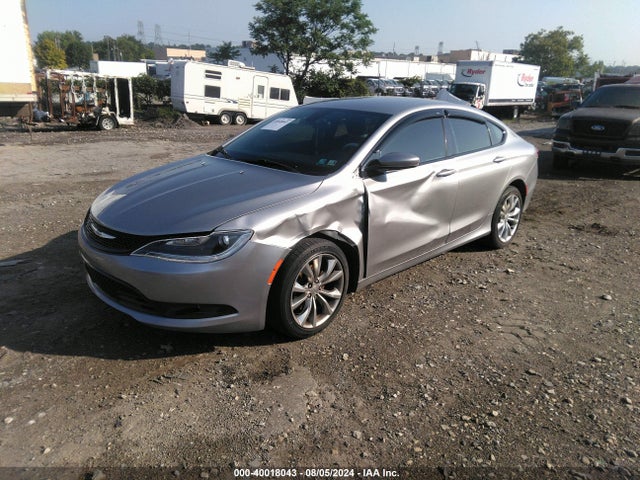 Chrysler 200 S 2015 1C3CCCBB3FN688368 Image 2