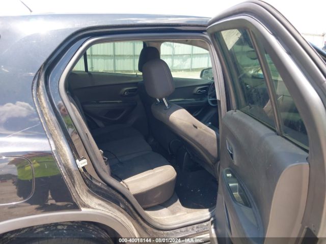 3GNCJKSB2JL386470 Chevrolet TRAX LS