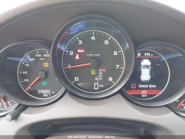 2018 PORSCHE CAYENNE WP1AA2A22JKA01751 Photo 6