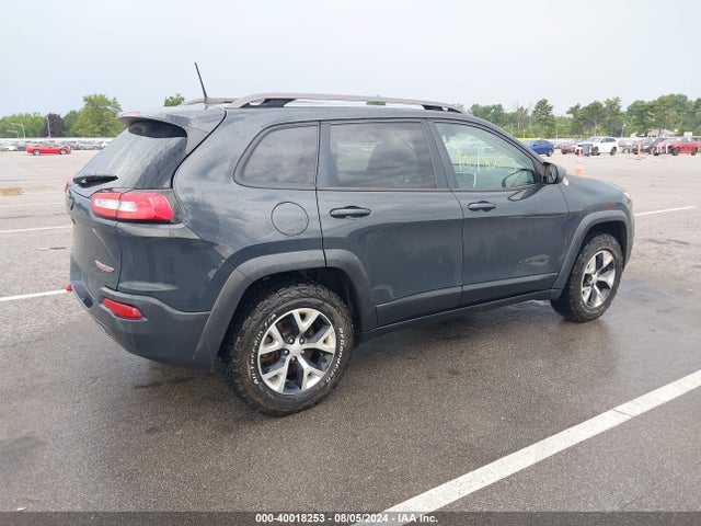 1C4PJMBB1HW525093 Jeep Cherokee Trailhawk 4x4