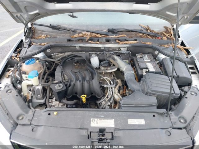 3VW2K7AJ4FM323747 Volkswagen Jetta 2.0l S