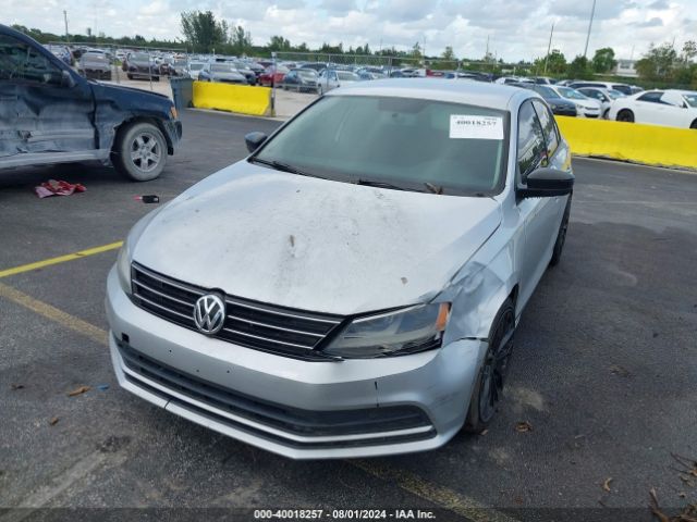 3VW2K7AJ4FM323747 Volkswagen Jetta 2.0l S