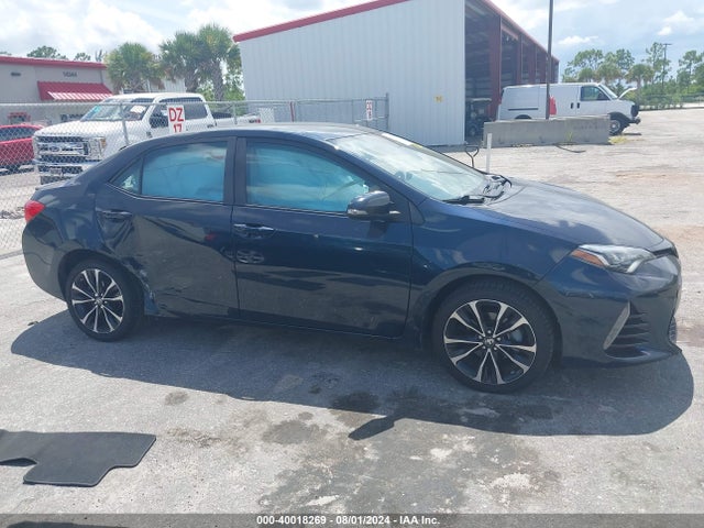 Toyota COROLLA SE 2018 5YFBURHE2JP800677 Image 13