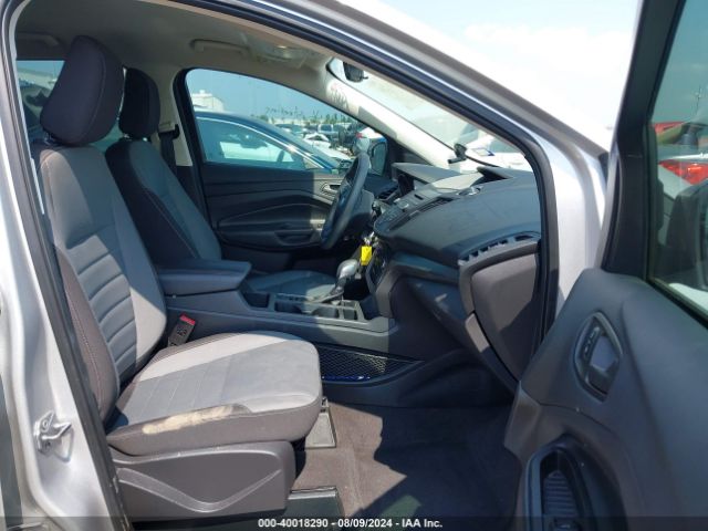 1FMCU0F7XJUA96957 Ford ESCAPE S