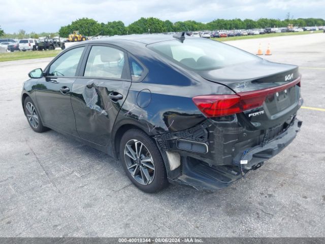 3KPF24AD9PE541644 KIA Forte Lxs